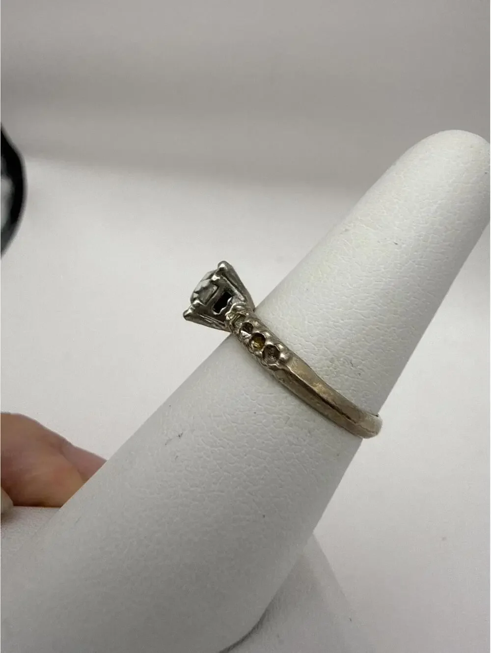 Uncas Sterling Vintage Silver Ring with Discolored Clear Gemstone Size 6.75